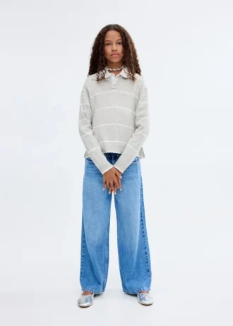 Pruhovaný svetr s rolákem