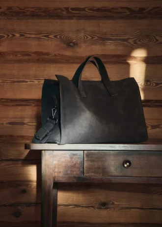 Pruhovaný svetr z jemné pleteniny Pruhovaný svetr z jemné pleteniny