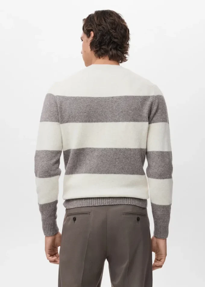 Pruhovaný svetr z vlněné směsi