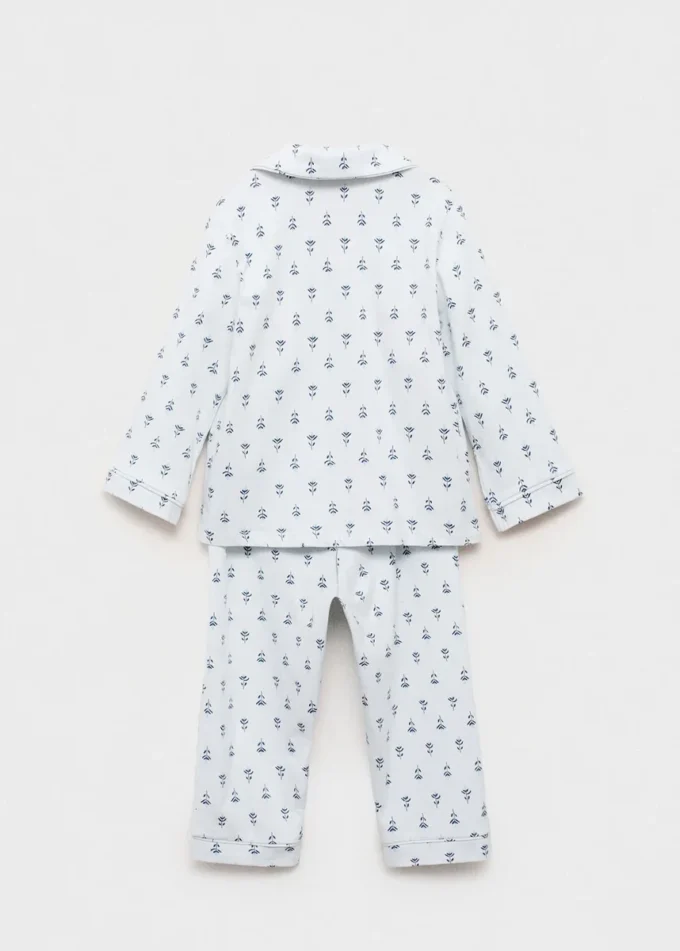 Pyžamo s květinovým potiskem