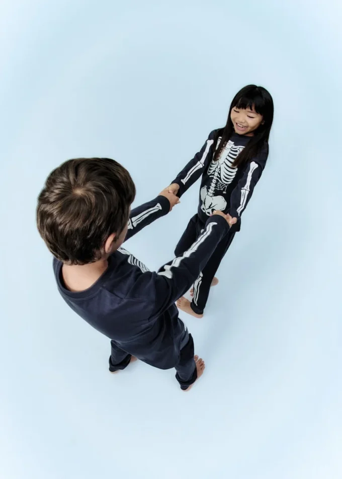 Pyžamo se skeletem, které svítí ve tmě Pyžamo se skeletem, které svítí ve tmě