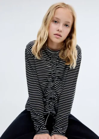 Rýhovaný pruhovaný top