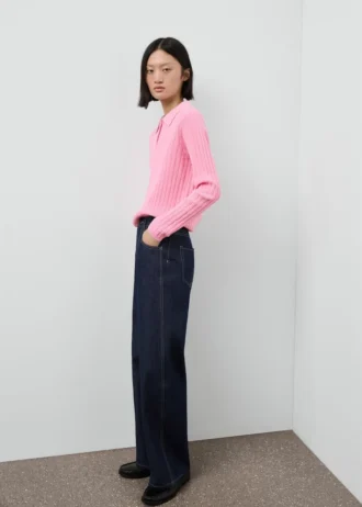 Ribovaný svetr s rolákem Ribovaný svetr s rolákem