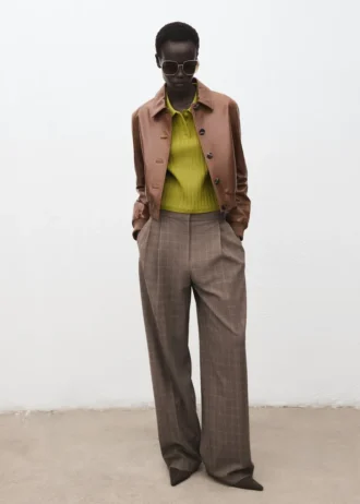 Ribovaný svetr s rolákem Ribovaný svetr s rolákem