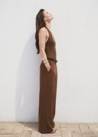 Rovné kalhoty se středně vysokým pasem