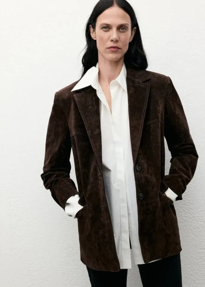 Rovný semišový blejzr Rovný semišový blejzr