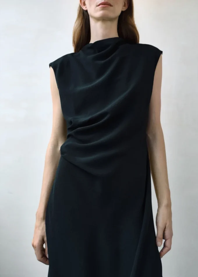 Ruchované midi šaty