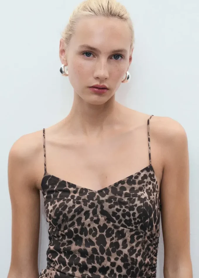 Ruchované midi šaty s leopardím potiskem