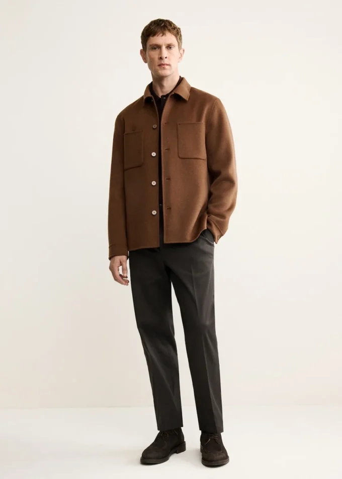 Ručně šitá vlněná bunda se zipem Ručně šitá vlněná bunda se zipem