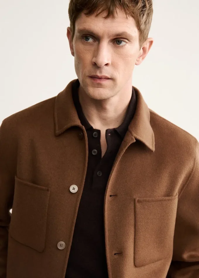 Ručně šitá vlněná bunda se zipem Ručně šitá vlněná bunda se zipem