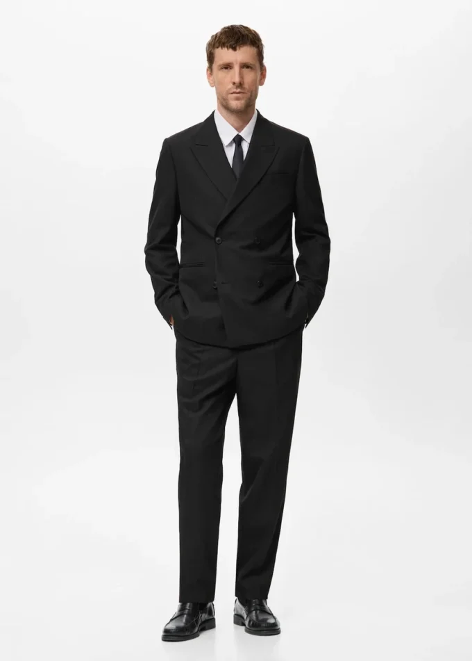 Sako s dvojitým zapínáním a regular střihem Sako s dvojitým zapínáním a regular střihem