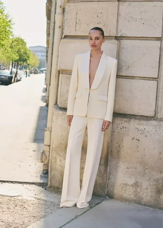 Sako s saténovými klopami Sako s saténovými klopami