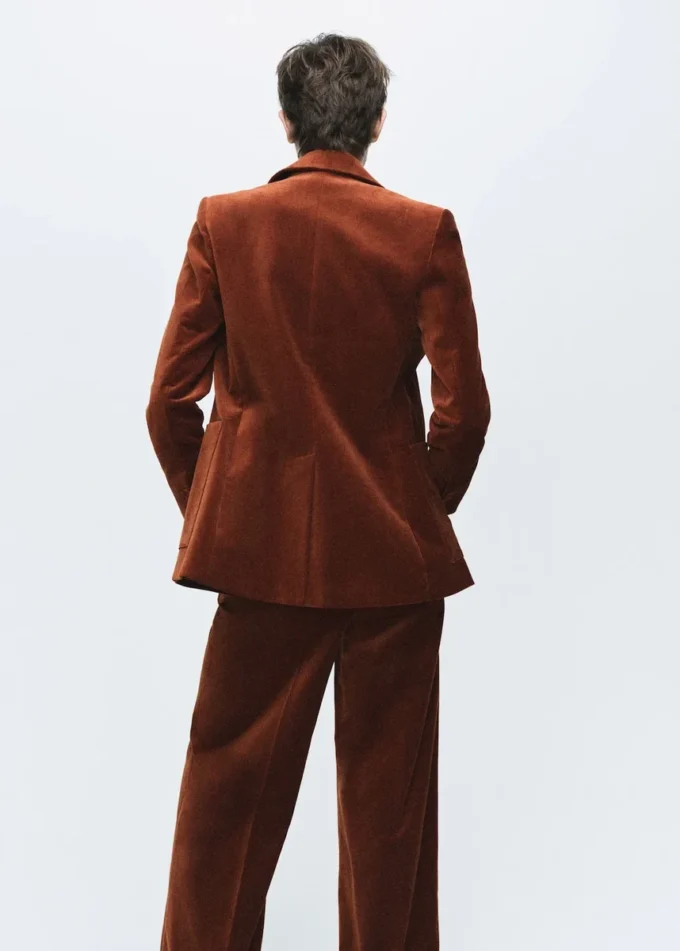 Sametové sako s kapsami Sametové sako s kapsami