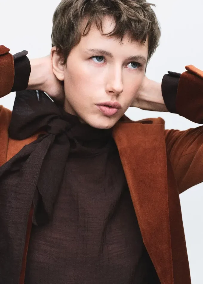 Sametové sako s kapsami Sametové sako s kapsami