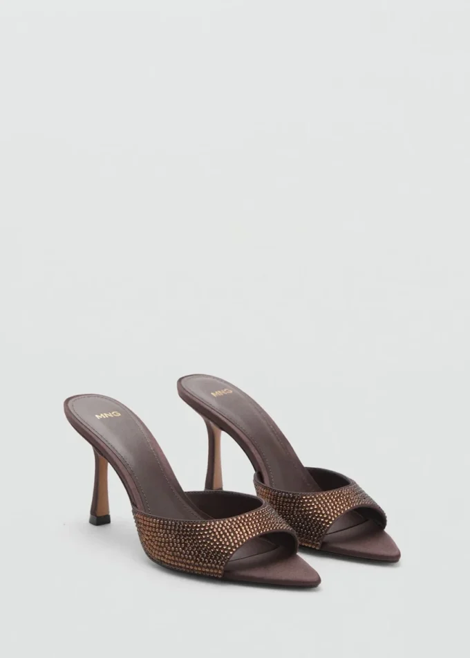 Sandály na podpatku s řemínkem se strassem Sandály na podpatku s řemínkem se strassem