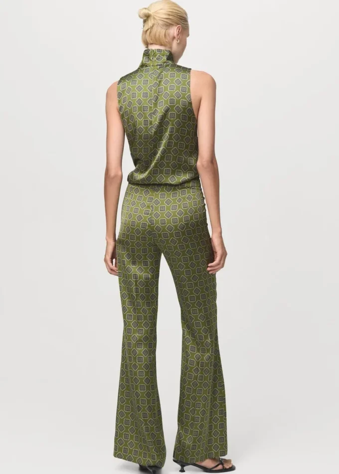 Satinové kalhoty s geometrickým potiskem Satinové kalhoty s geometrickým potiskem