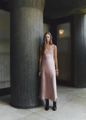 Saténové šaty s ramínky