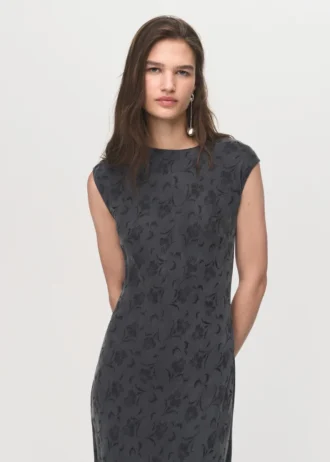 Saténové květinové žakárové šaty