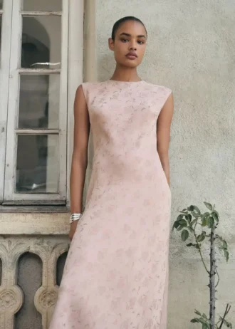 Saténové květinové žakárové šaty