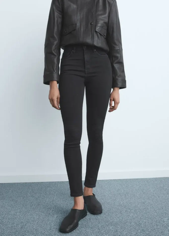 Skinny džíny s vysokým pasem Skinny džíny s vysokým pasem