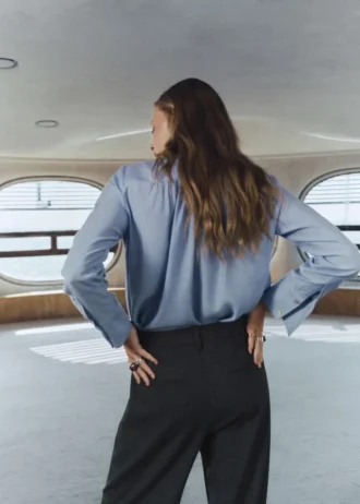 Skládané kalhoty s kostkovaným potiskem