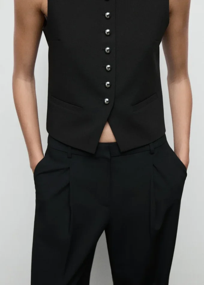 Skládané kalhoty se širokými nohavicemi Skládané kalhoty se širokými nohavicemi