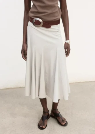 Skládaná midi sukně