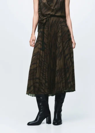 Skládaná sukně s páskem