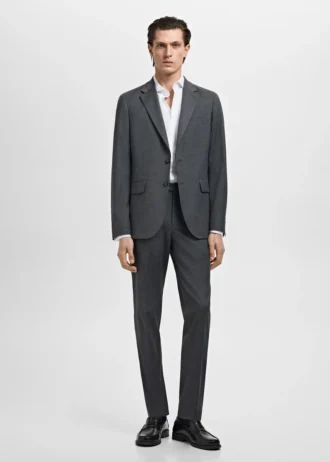 Slim fit oblek z keprové tkaniny s manžetovými knoflíčky