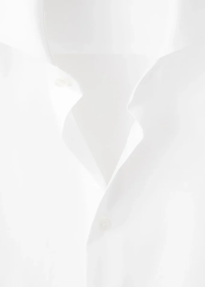 Slim fit oblek z keprové tkaniny s manžetovými knoflíčky Slim fit oblek z keprové tkaniny s manžetovými knoflíčky