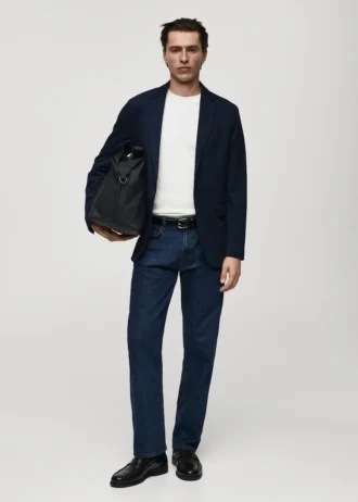 Středně těžké tričko s regular střihem