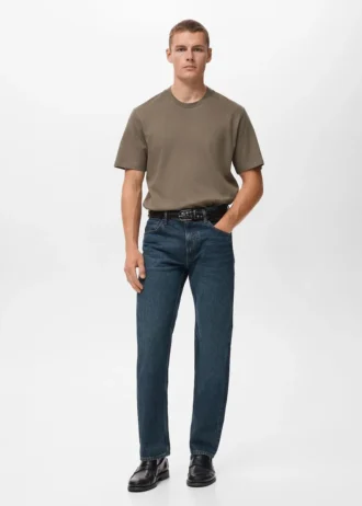 Středně těžké tričko s regular střihem Středně těžké tričko s regular střihem