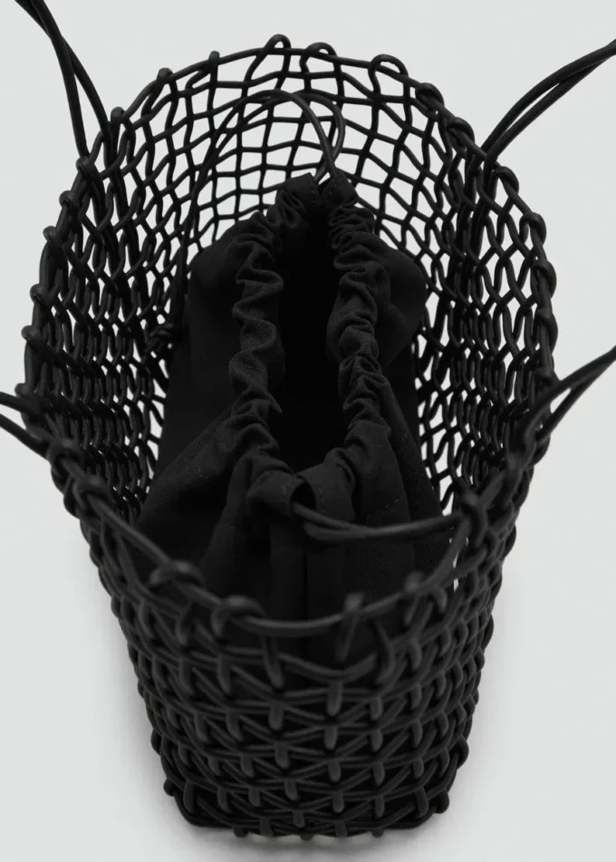 Středně velká pletená taška přes rameno Středně velká pletená taška přes rameno