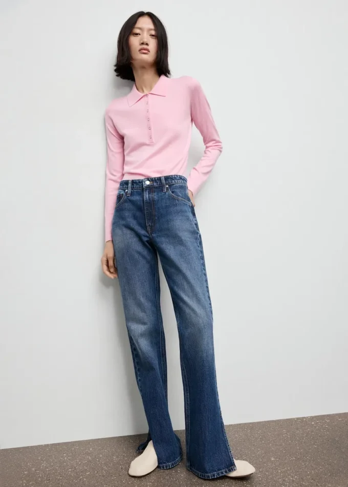 Svetr s dlouhým rukávem a rolákem Svetr s dlouhým rukávem a rolákem