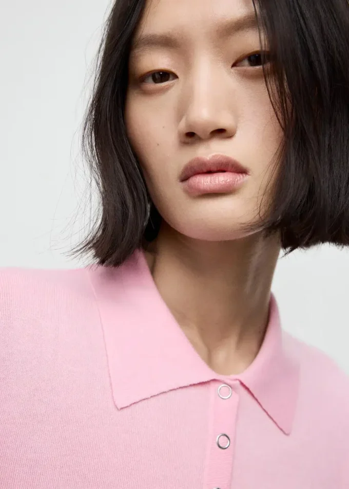 Svetr s dlouhým rukávem a rolákem Svetr s dlouhým rukávem a rolákem