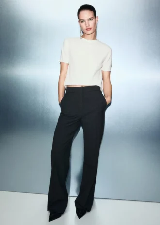 Svetr s krátkými rukávy a flitry Svetr s krátkými rukávy a flitry