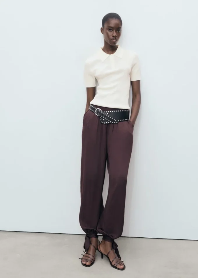 Svetr s krátkými rukávy a rolákem Svetr s krátkými rukávy a rolákem