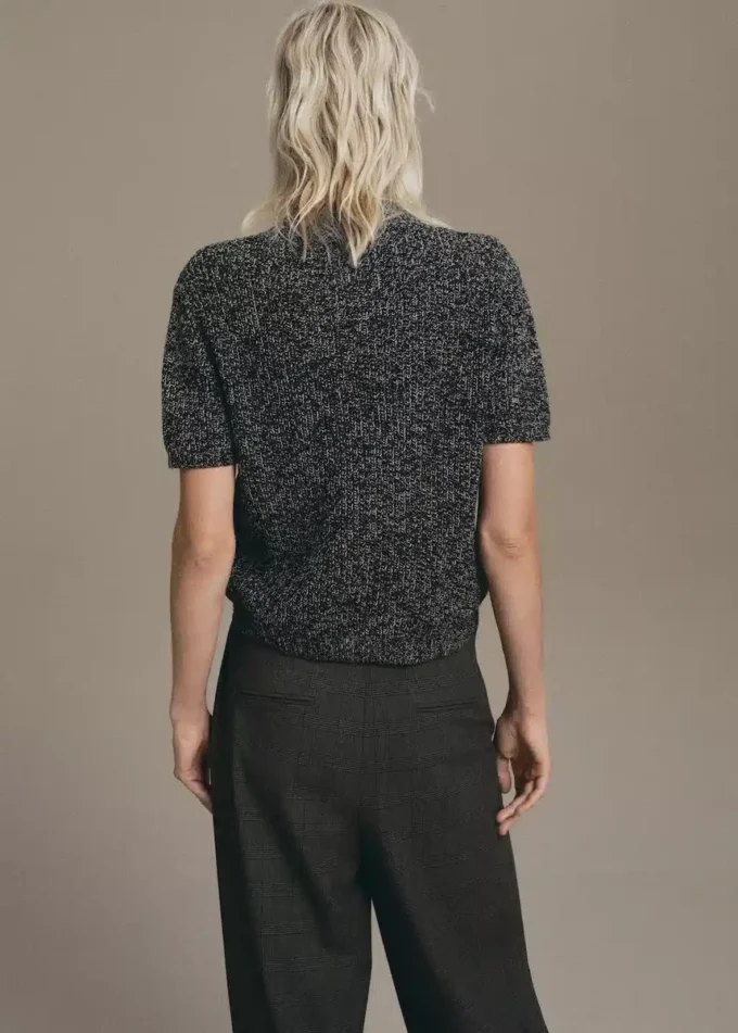 Svetr s melírovaným rolákem Svetr s melírovaným rolákem