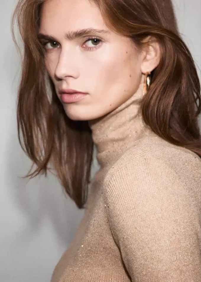 Svetr s perkinsovým výstřihem z lurexu Svetr s perkinsovým výstřihem z lurexu