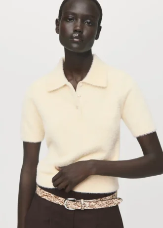 Svetr s rolákem a efektem kožešiny