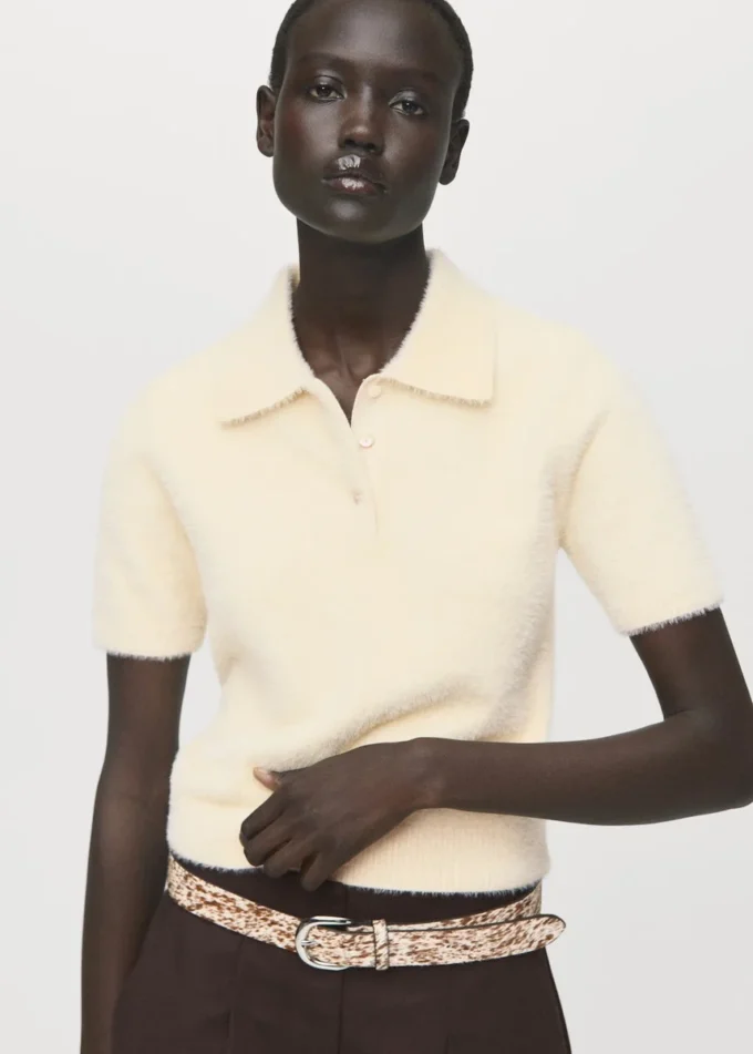 Svetr s rolákem a efektem kožešiny