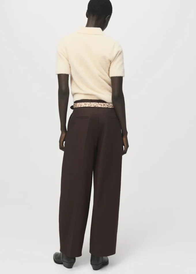 Svetr s rolákem a efektem kožešiny