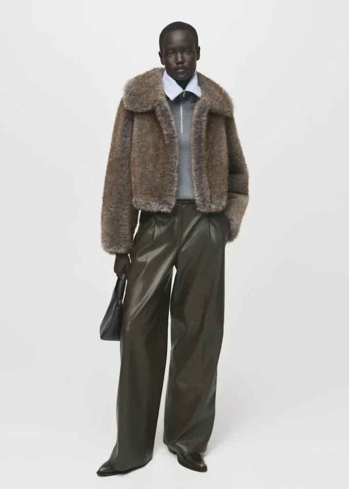 Svetr s rolákem a zipem Svetr s rolákem a zipem