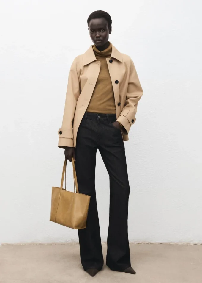 Svetr s rolákem z vlněné směsi Svetr s rolákem z vlněné směsi