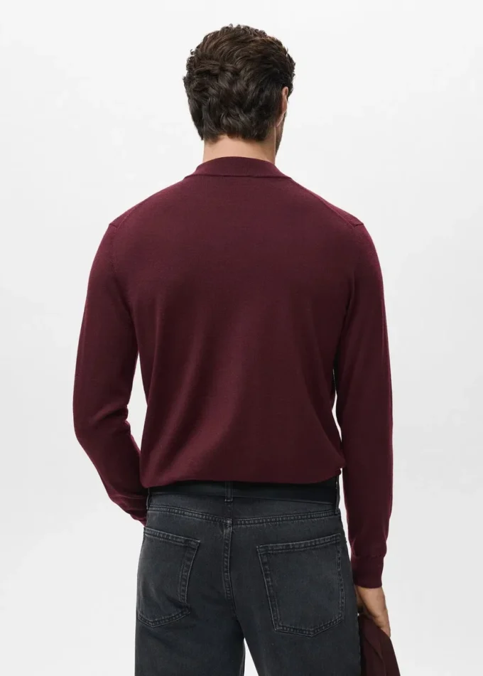 Svetr s rolákem ze 100% merino vlny Svetr s rolákem ze 100% merino vlny