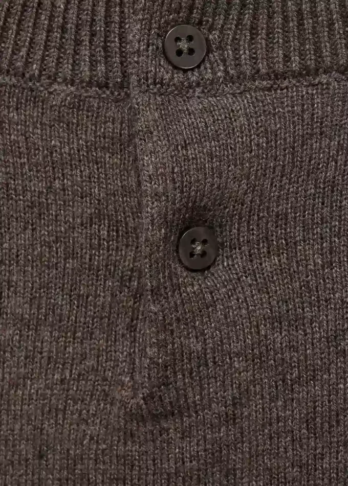 Svetr s volánky Svetr s volánky