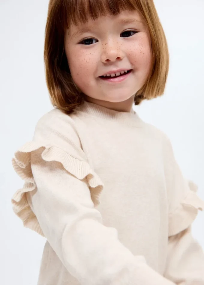 Svetr s volánky Svetr s volánky