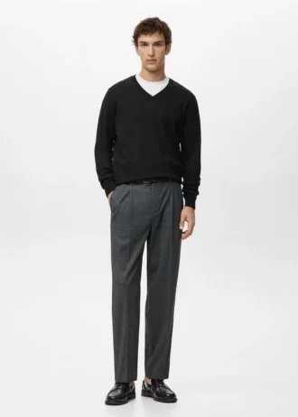 Svetr s výstřihem do V ze 100% merino vlny