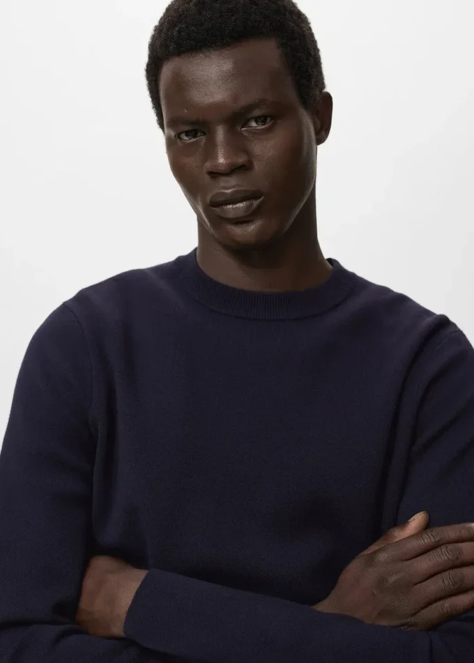 Svetr střední pleteniny s regular střihem