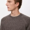 Svetr z žebrovaného úpletu ze směsi vlny Svetr z žebrovaného úpletu ze směsi vlny